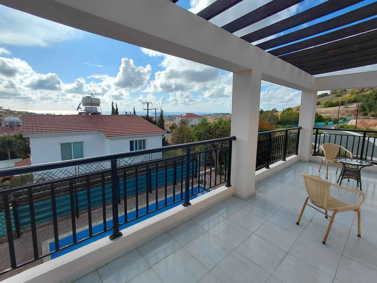4-Bedroom+ Conservatory  Villa with Sea Views