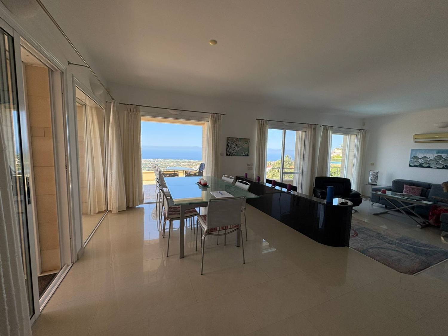 4-Bedroom Villa with Panoramic Sea Views in Peyia