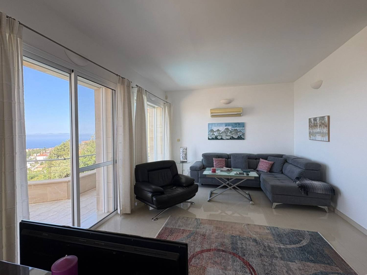 4-Bedroom Villa with Panoramic Sea Views in Peyia
