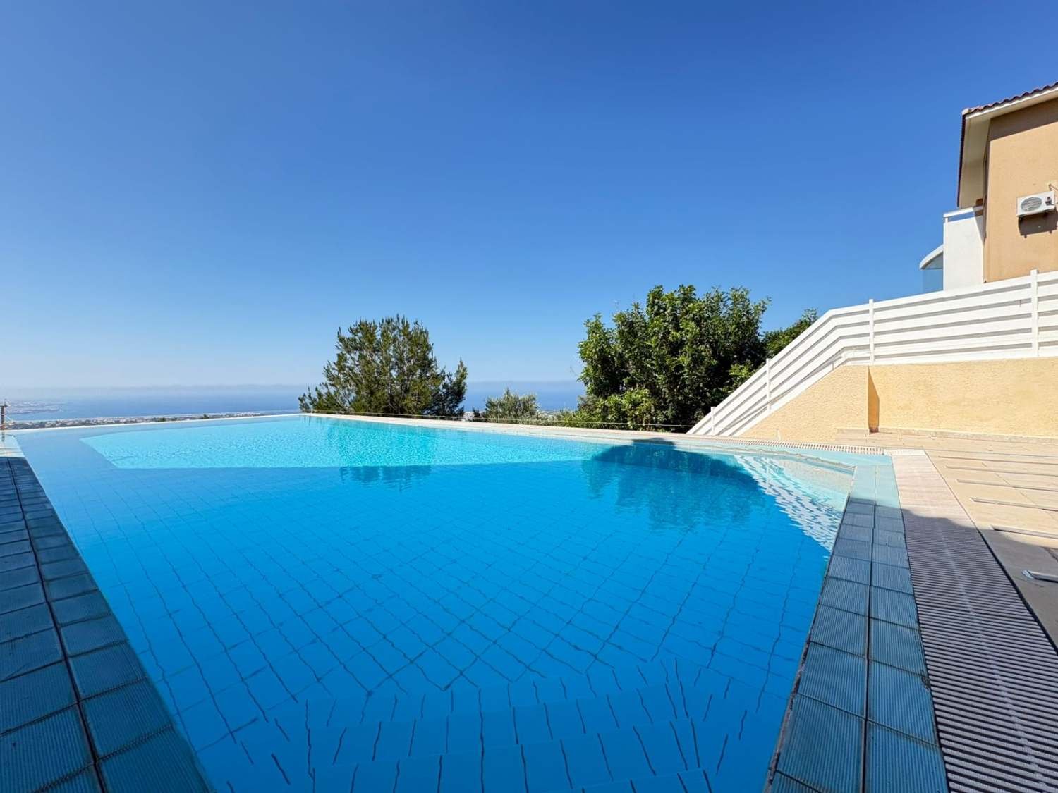 4-Bedroom Villa with Panoramic Sea Views in Peyia