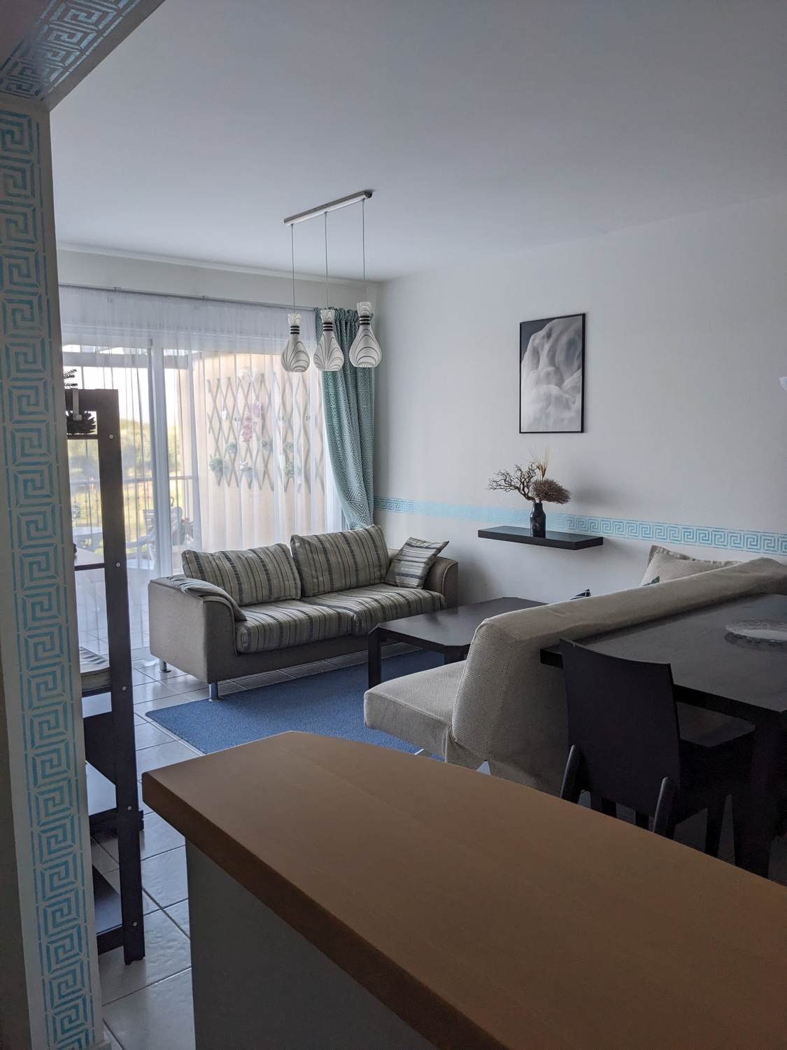 Beautifully Presented One-Bedroom Apartment in Polis Gardens